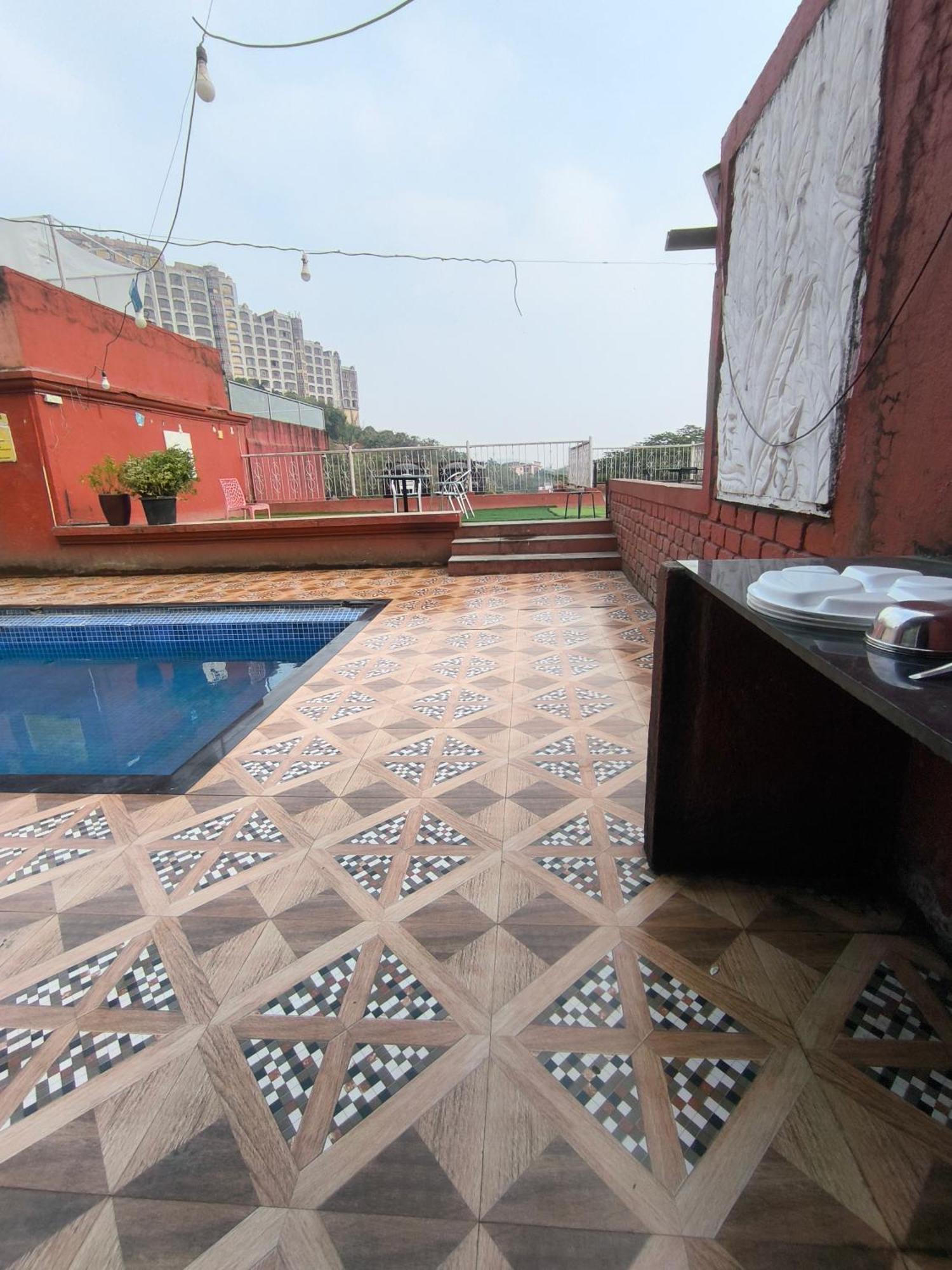 King Size Deck Villa Mumbai Exterior photo
